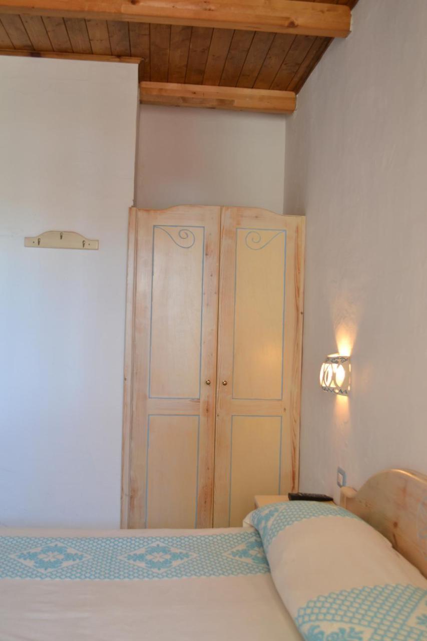 Agriturismo Irghitula Posada Kültér fotó